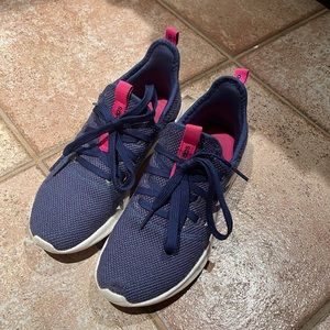 Girls Adidas Sneakers cloud foam super Size 4